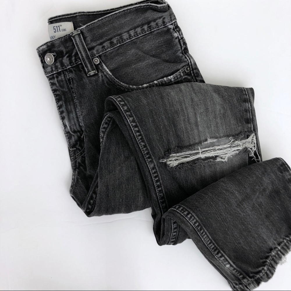 Levi’s Men 511 32x30 Skinny Distressed Blk Jeans